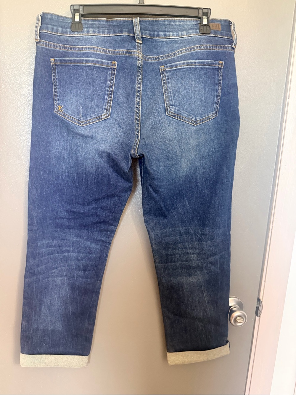 Kut from the Kloth Size 10 Straight Jeans Brand New                        #602 - Picture 3 of 10